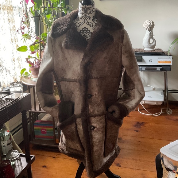 Vintage Other - Vintage 1970s Sheepskin Sherpa beige brown Suede Coat M